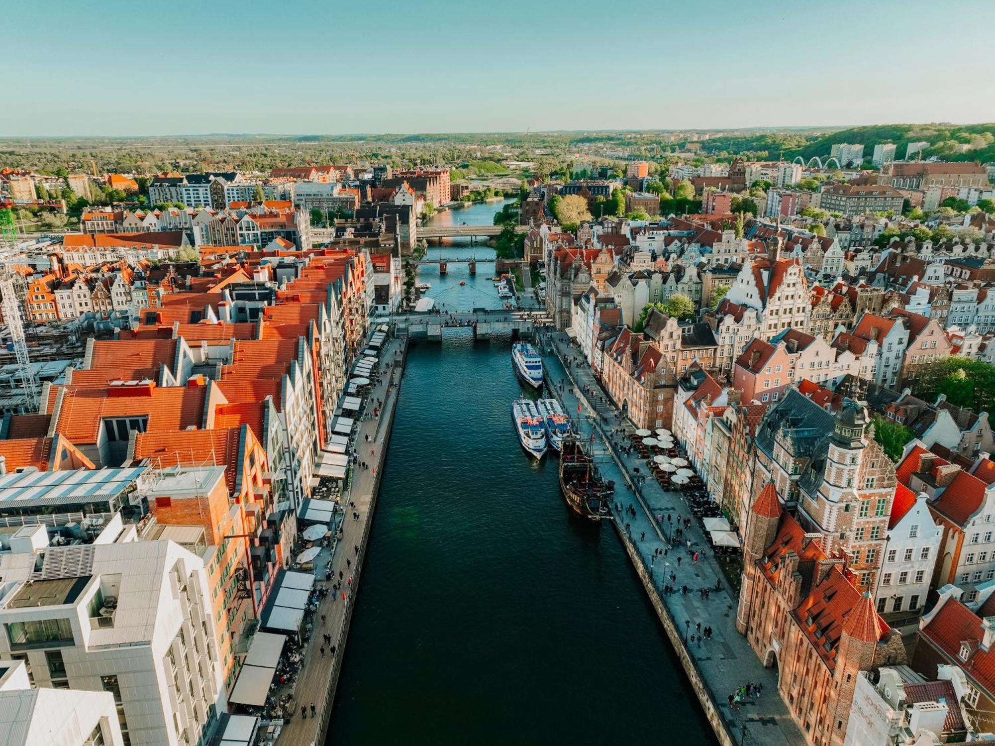 Deo Plaza Riverside & Radisson By Downtown Apartment Gdansk