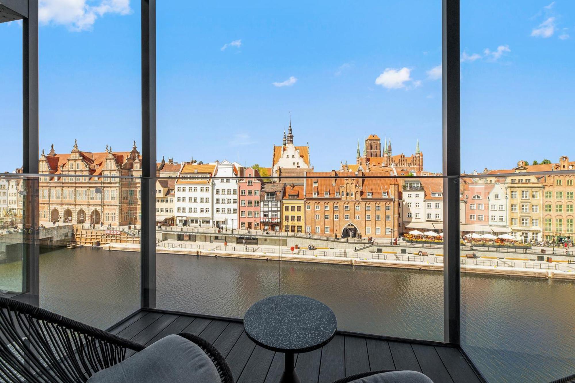 Deo Plaza Riverside & Radisson By Downtown * Гданськ