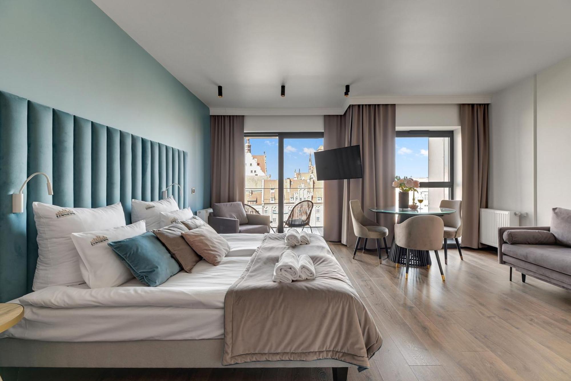 Deo Plaza Riverside & Radisson By Downtown Апартаменти
